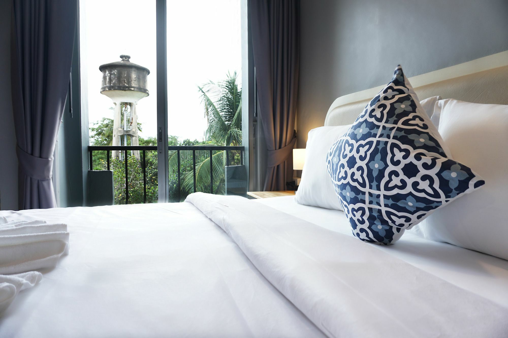 The Moon Night Ao Nang Hotel Krabi town Dış mekan fotoğraf